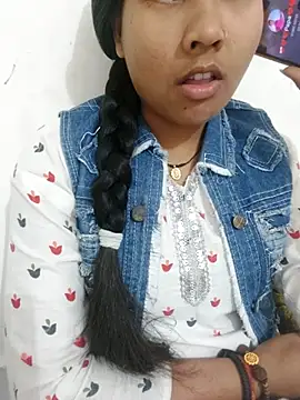 Vaani Cutie online show from 02.06.26