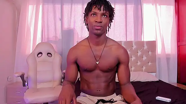 Snapshot of tau_montes chatting on 11.06.25 tau montes online show from 11.06.25