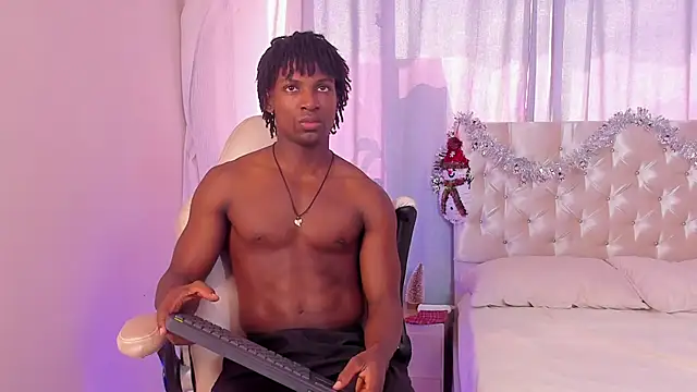 Snapshot of tau_montes chatting on 11.12.25 tau montes online show from 11.12.25