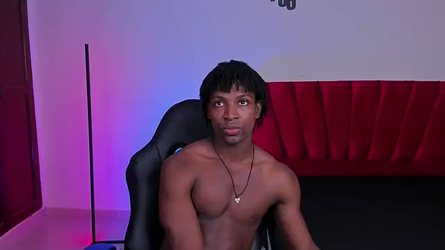 Snapshot of tau_montes chatting on 12.16.25 tau montes online show from 12.16.25