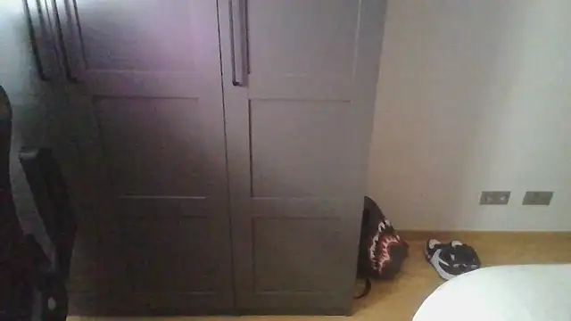 Snapshot of aaress22cm chatting on 10.17.25 aaress22cm online show from 10.17.25