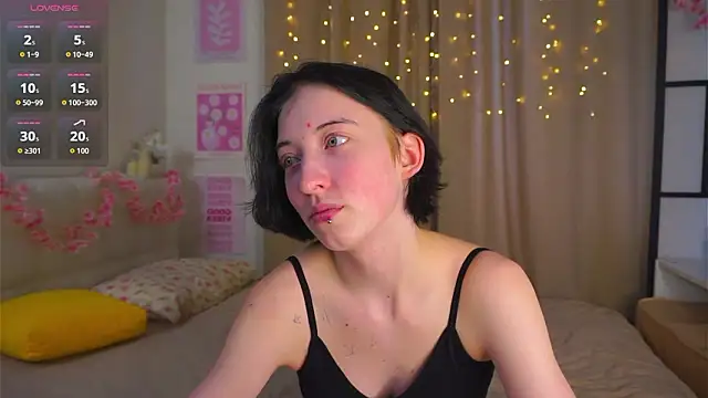 JuanaFriesz online show from 03.05.26