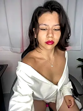 Valen Sky online show from 11.24.25