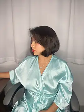 Valen Sky online show from 11.29.25