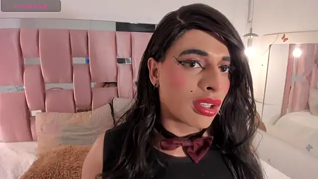 sweet Elizabeth online show from 10.28.25