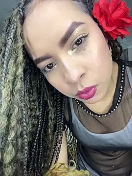 Snapshot of Lucia_jane chatting on 06.19.26 Lucia jane online show from 06.19.26