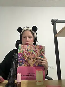 aliciia 23 online show from 10.12.25