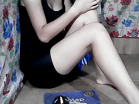 pinay-momm1682 online show from 04.14.26