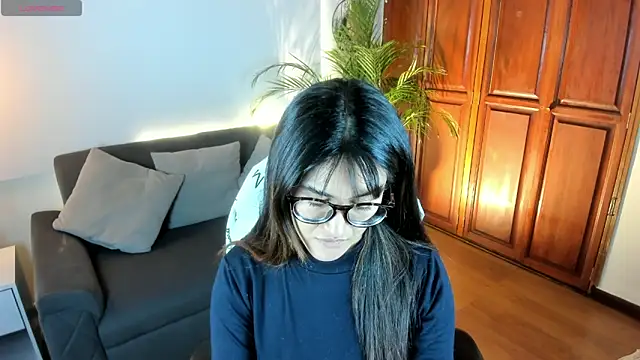 MeridaFox  online show from 11.17.25