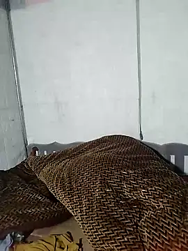 Snapshot of Lyly_nuce chatting on 10.13.25 Lyly nuce online show from 10.13.25