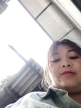 Snapshot of Lyly_nuce chatting on 11.15.25 Lyly nuce online show from 11.15.25