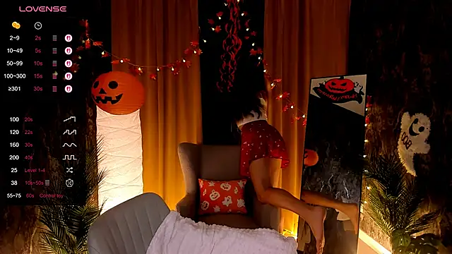 amy cute cat online show from 10.23.25