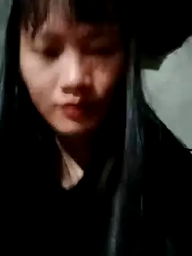 Snapshot of V-vivu-V chatting on 09.29.25 V-vivu-V online show from 09.29.25