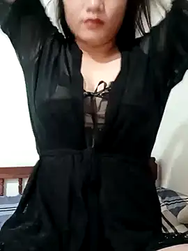 Snapshot of V-vivu-V chatting on 10.03.25 V-vivu-V online show from 10.03.25