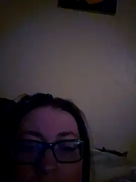 Yamiko42 online show from 04.18.26