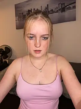 DieBlondeHannah online show from 10.11.25