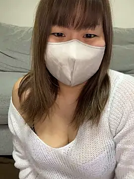 Snapshot of xxx_yuna_xxx chatting on 11.13.25 xxx yuna xxx online show from 11.13.25