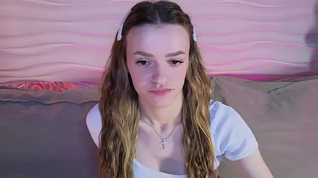 E l i z e  online show from 07.03.26