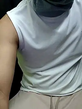 chocolate alone online show from 11.04.25