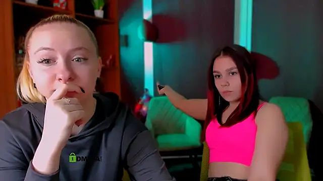 mila glow1 online show from 02.13.26