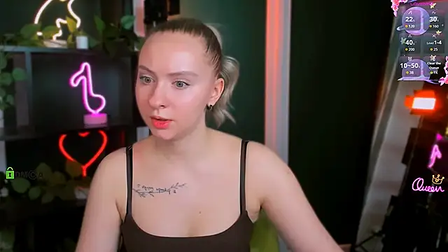 mila glow1 online show from 04.05.26