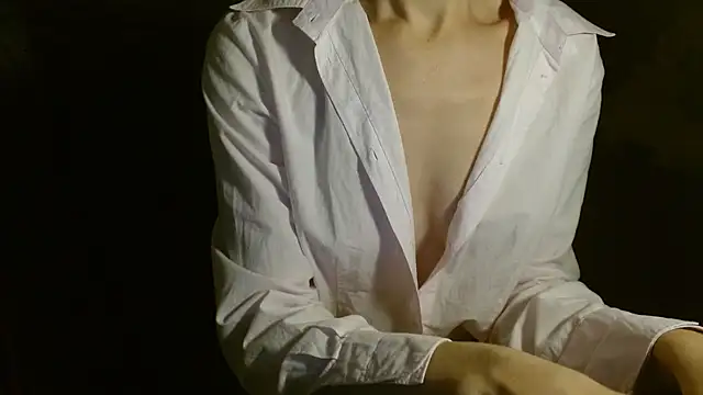 Snapshot of LorraineOSun chatting on 03.02.25 LorraineOSun online show from 03.02.25