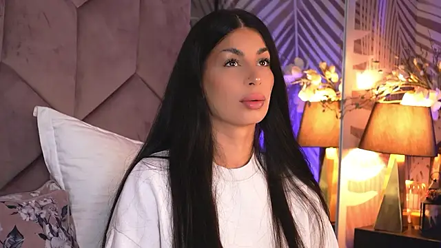 EvaRhea online show from 02.12.26