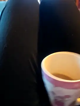 Snapshot of Horny_mummy chatting on 11.16.25 Horny mummy online show from 11.16.25