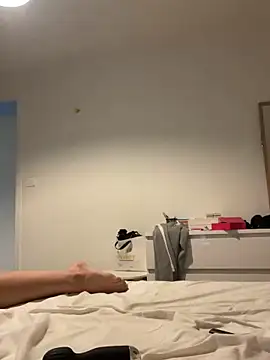 Snapshot of DouceAngela69 chatting on 11.13.25 DouceAngela69 online show from 11.13.25