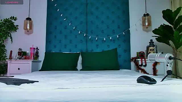 LollyShine online show from 10.31.25