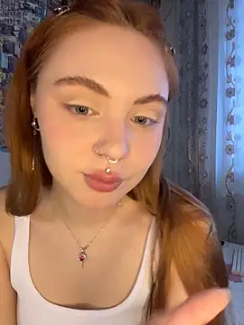 LunaMillie online show from 04.04.26