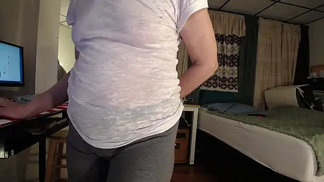 Snapshot of ANALTRAINING4U2 chatting on 02.20.25 ANALTRAINING4U2 online show from 02.20.25