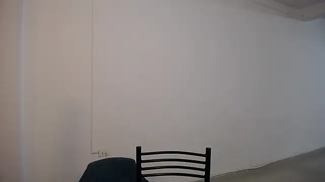 Snapshot of yohacriss chatting on 09.17.25 yohacriss online show from 09.17.25