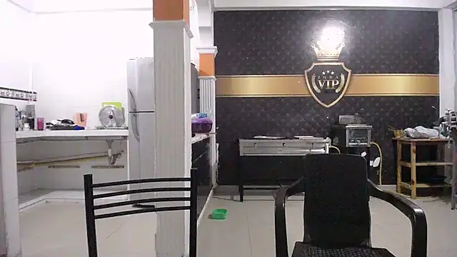 Snapshot of yohacriss chatting on 10.22.25 yohacriss online show from 10.22.25