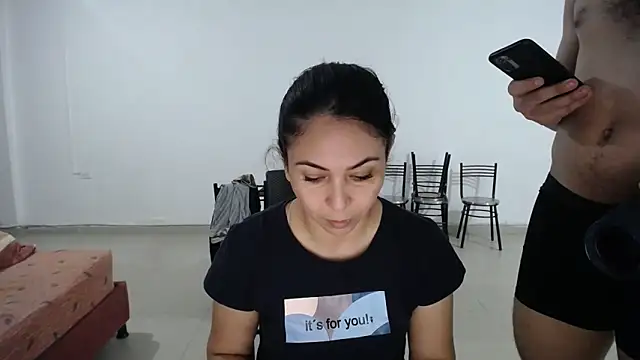 Snapshot of yohacriss chatting on 10.30.25 yohacriss online show from 10.30.25