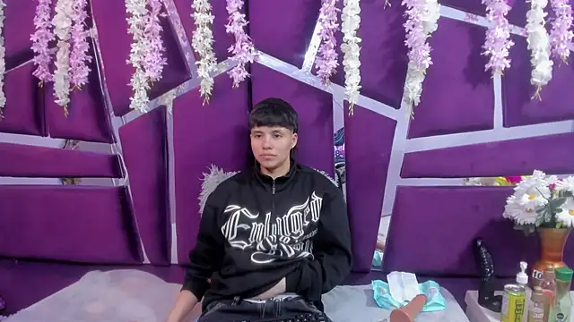 Bruno Cruzz online show from 12.16.25