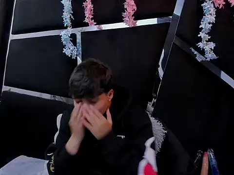 Bruno Cruzz online show from 02.06.26