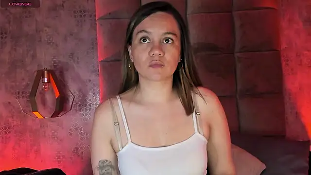 Sky Junne online show from 02.13.26