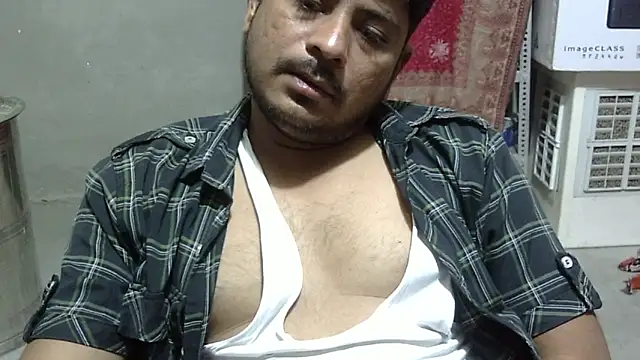 Snapshot of Ajmersingh335512 chatting on 05.16.26 Ajmersingh335512 online show from 05.16.26