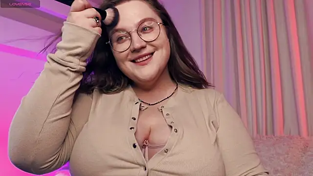 Snapshot of Alissa_S chatting on 09.11.25 Alissa S online show from 09.11.25