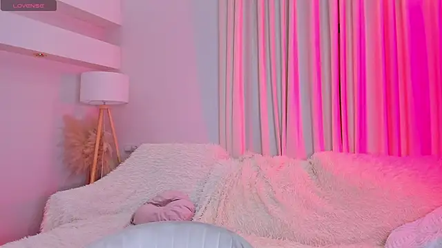 Snapshot of Alissa_S chatting on 09.23.25 Alissa S online show from 09.23.25