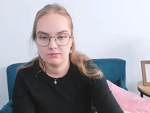 AliceCrazy69 online show from 10.20.25