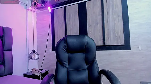 AfroditaLeclair online show from 09.13.25