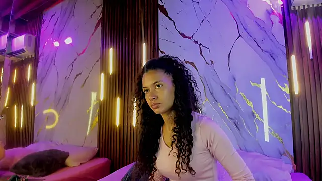 VictoriaDuart online show from 09.28.25