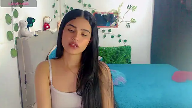 Chiara latina online show from 10.14.25