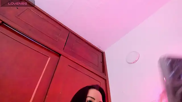  valeria saenz  online show from 11.10.25