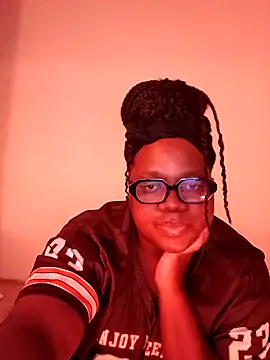 Gyminae online show from 10.28.25