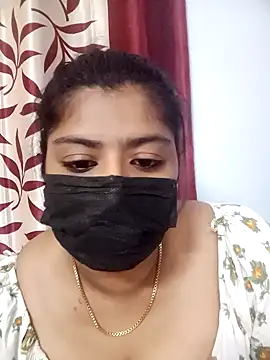Snapshot of Reshma-Rani chatting on 02.08.26 Reshma-Rani online show from 02.08.26