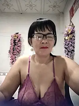 Ki xxx online show from 10.28.25