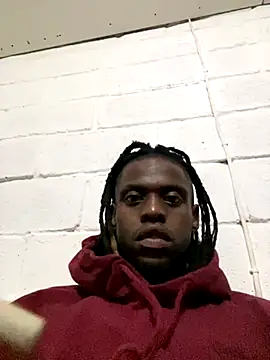 Snapshot of Wuu2now chatting on 09.18.25 Wuu2now online show from 09.18.25